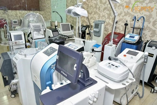 Các Thiết Bị Spa Cơ Bản Nhất định Phải Có Cho Người Mới Bắt Đầu