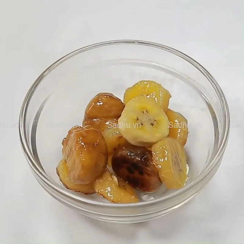 cach-nau-che-chuoi-1-1-jpg