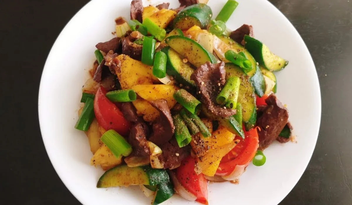 mon-thit-bo-xao-cho-tre-em-la-mon-bo-xao-chua-ngot-png thit-bo-xao-chua-ngot