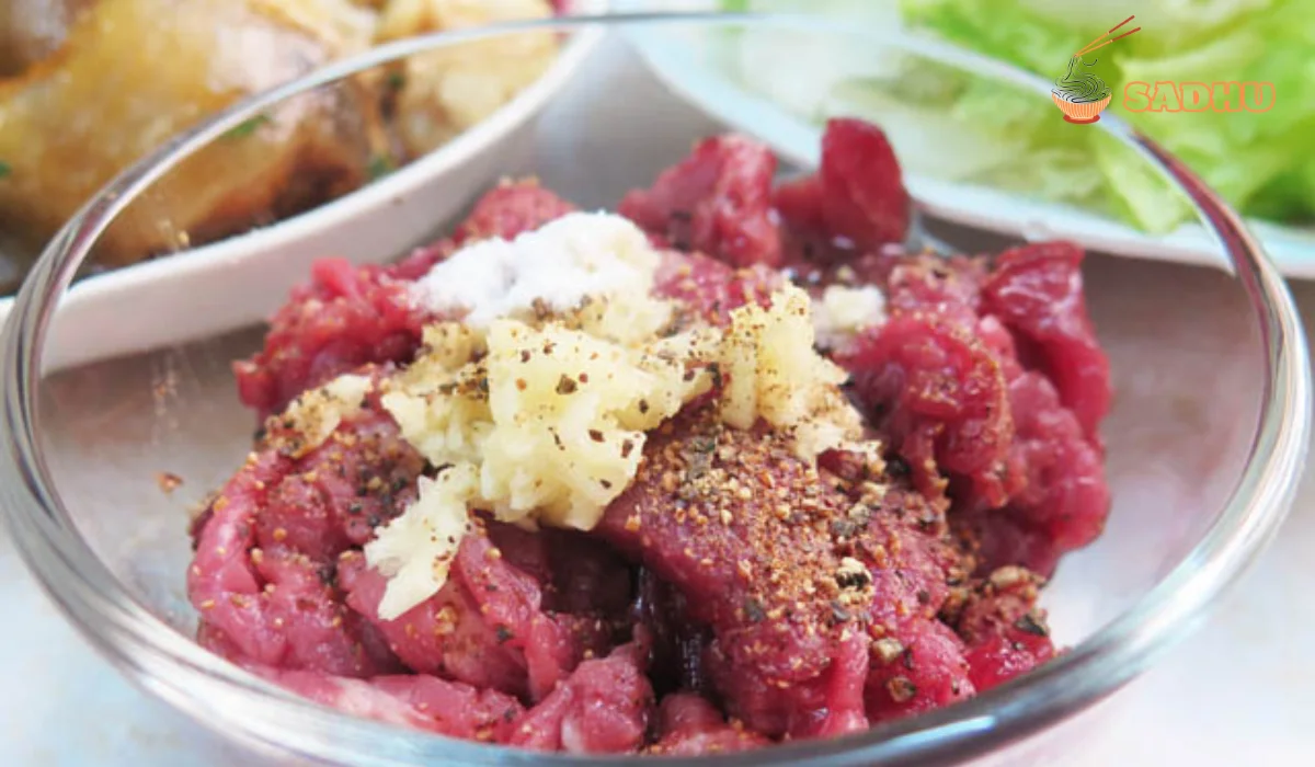 so-che-va-uop-thit-bo-de-lam-bo-xao-la-lot-png Sơ chế và ướp thịt bò để làm bò xào lá lốt