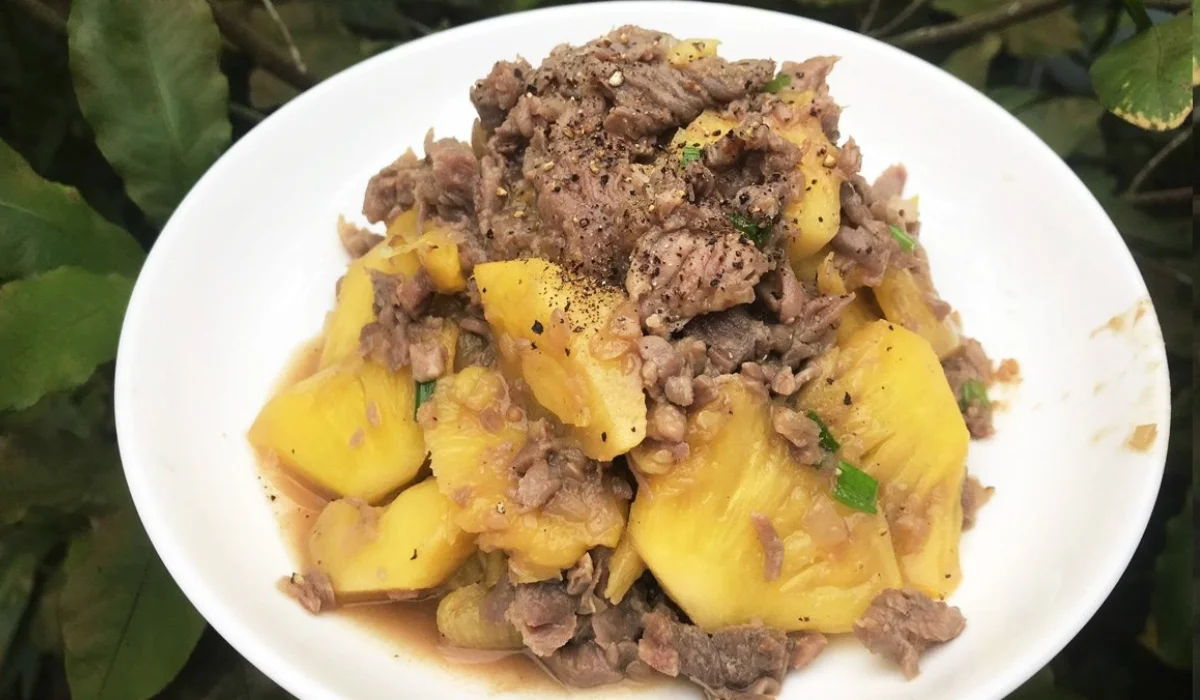 thit-bo-xao-dua-cho-bua-trua-png thit-bo-xao-dua