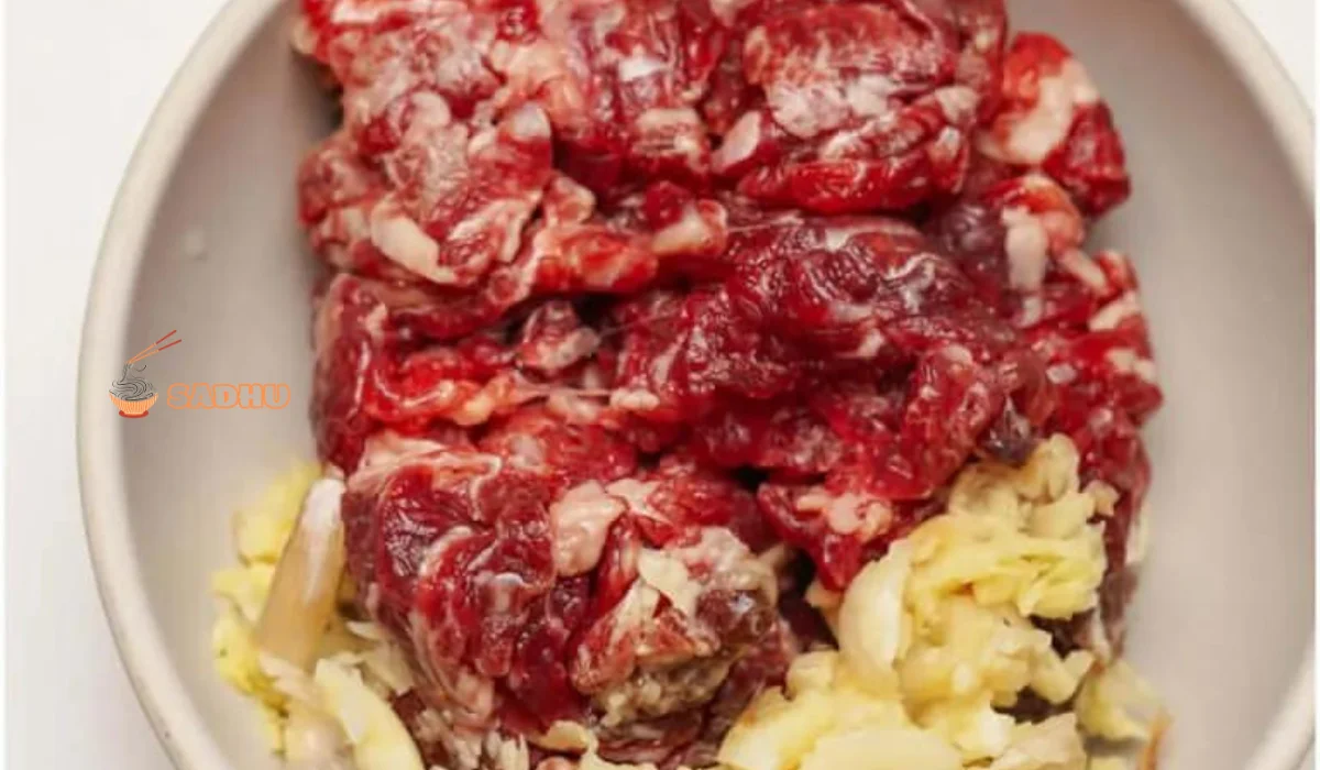 uop-thit-bo-de-xao-nam-kim-cham-png ướp thịt bò để xào nấm kim châm