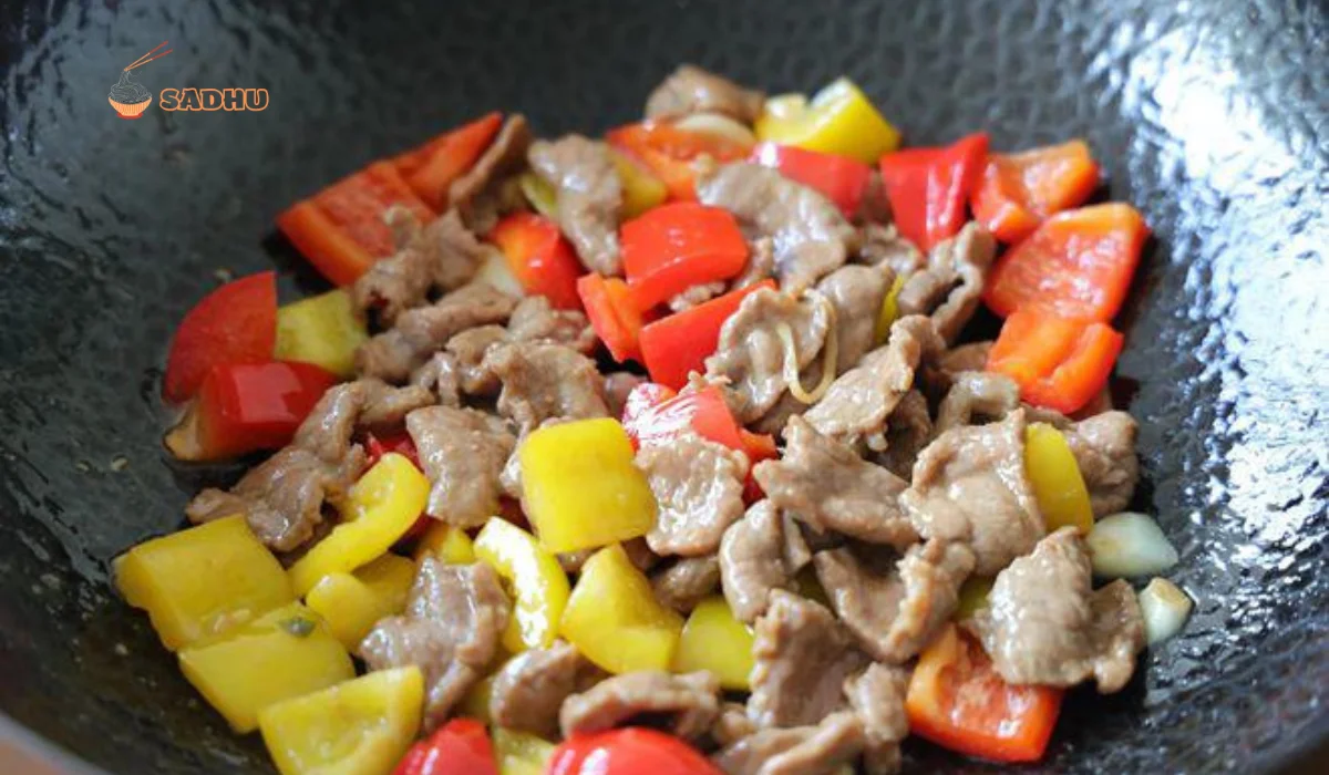 xao-thit-bo-chung-voi-ot-chuong-png xào thịt bò chung với ớt chuông